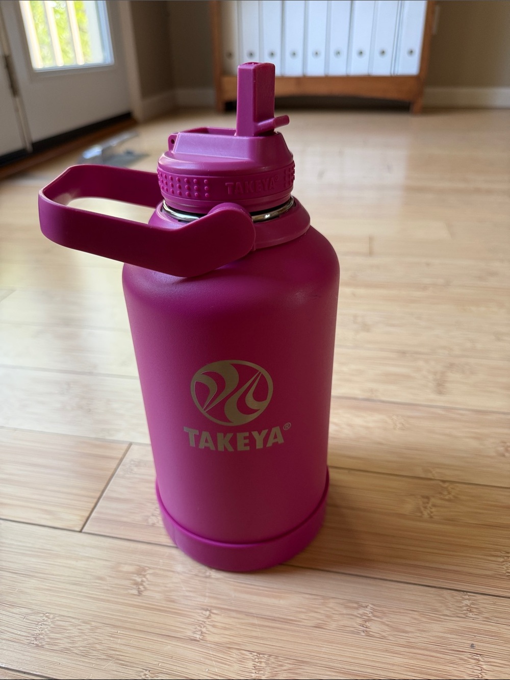 Pickleball Stainless Steel Insulated Water Bottle with Lid and Carry Harness